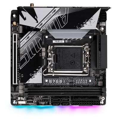 Placa base gigabyte b760i aorus pro 1700 mitx -  2 x ddr4 -  4 x sata -  5 x usb 3.2 -  2 x usb 2.0 -  1 x usb tipo c